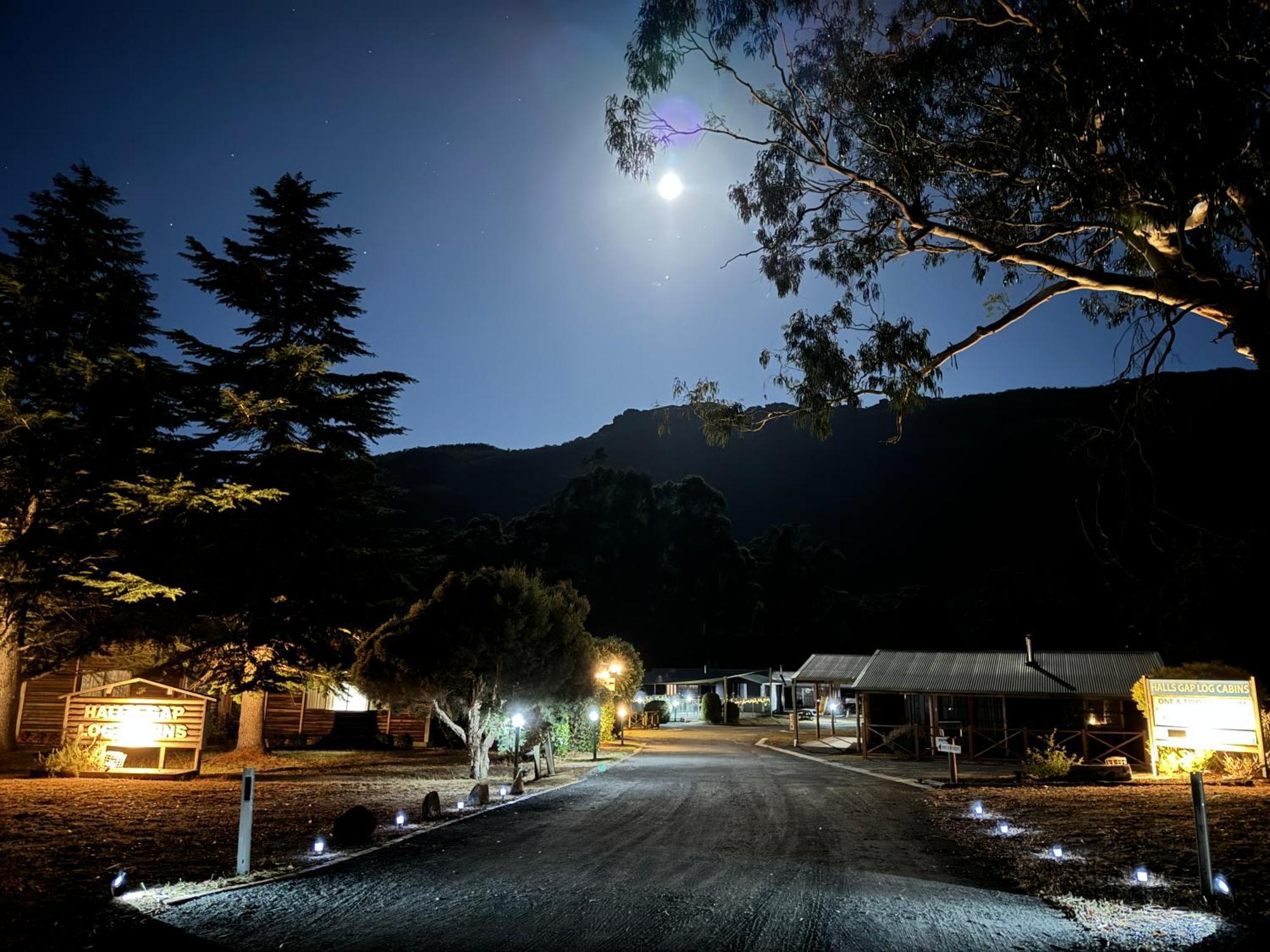 Halls Gap Log Cabins Екстер'єр фото
